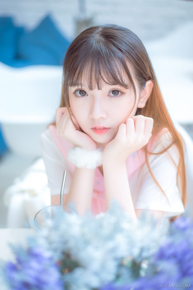 我们不走性感路线，我们走果敢路线。——韩寒《光荣日》